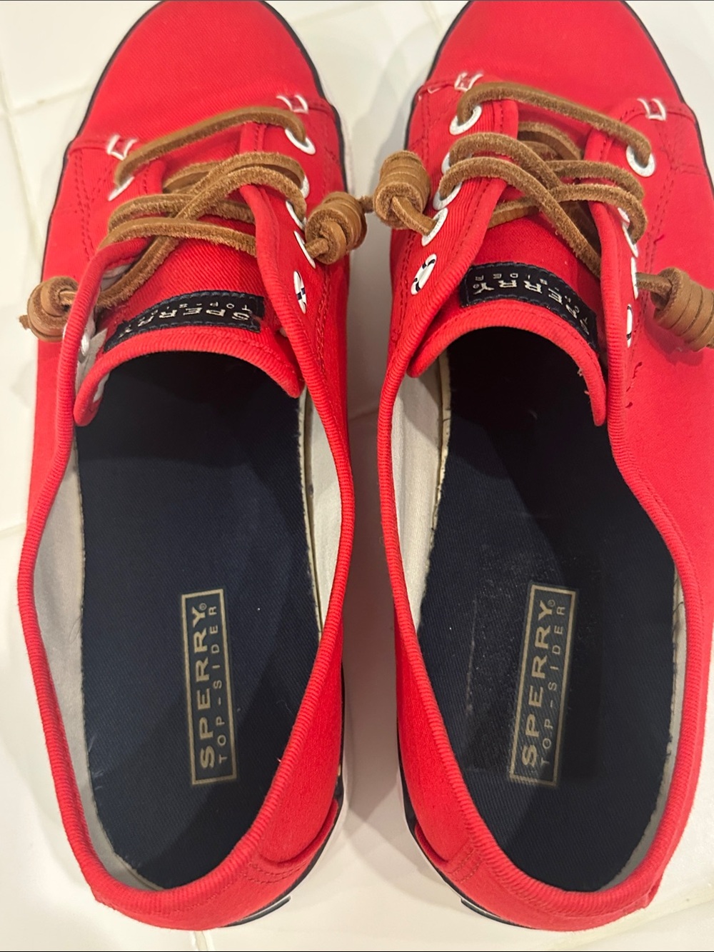 Sperry Red Canvas Boat Shoes with leather Laces - Picture 4 of 8